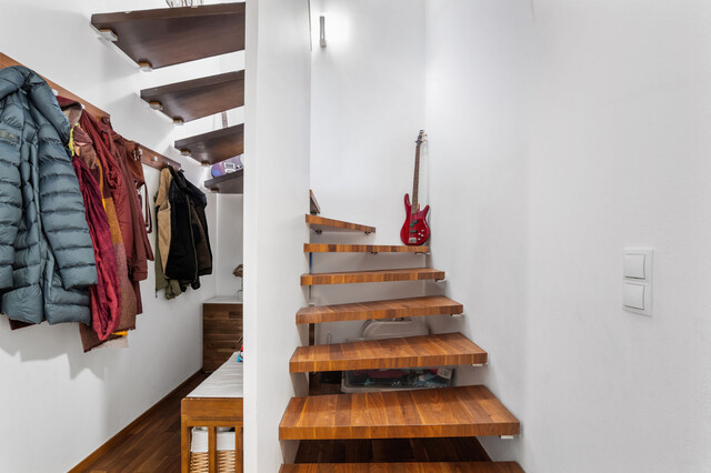 Familienfreundliche Ruhe-Oase in Stadtnähe: 4-Zimmer Maisonette Wohnung - provisionsfrei!