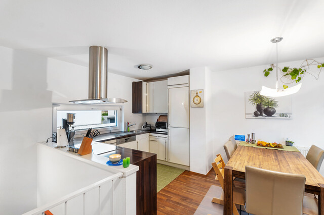 Familienfreundliche Ruhe-Oase in Stadtnähe: 4-Zimmer Maisonette Wohnung - provisionsfrei!