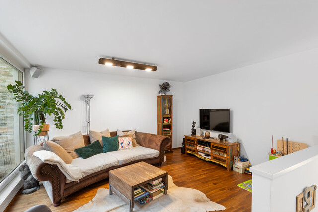 Familienfreundliche Ruhe-Oase in Stadtnähe: 4-Zimmer Maisonette Wohnung - provisionsfrei!