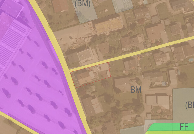 Sanierte 4-Zimmer Dachgeschosswohnung!