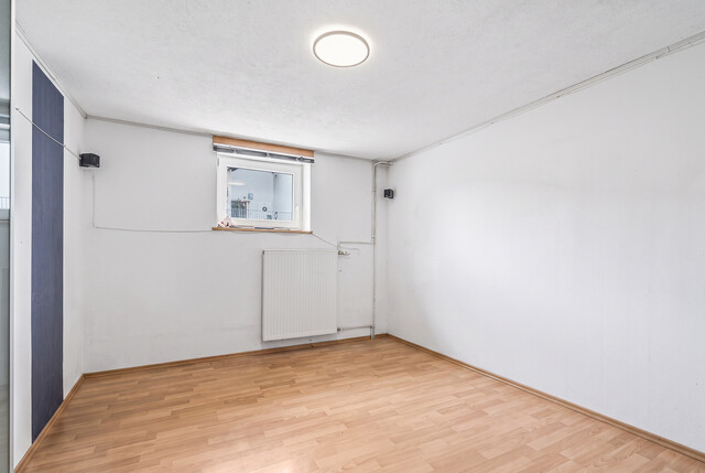 Großzügige Doppelhaushälfte mit Garten, Dachterrasse & flexibler Nutzung in Feldkirch