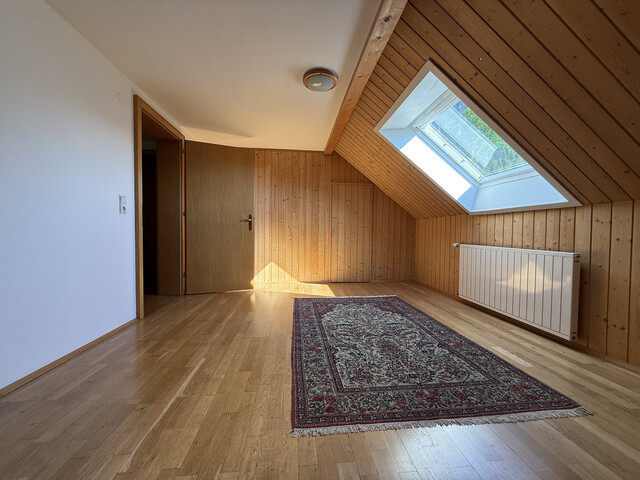 Villa im Landhausstil mit großem Grundstück in Feldkirch-Tisis