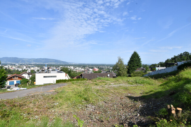 Baugrundstück in Hanglage mit Aussicht