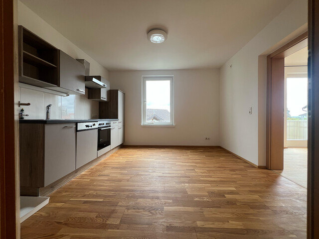 Renovierte Wohnung in stilvollem Haus am Rhein