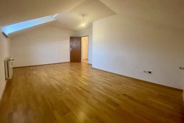 "ohne Provision" gemütliche 2,5 Zimmer Wohnung in zentraler Lage