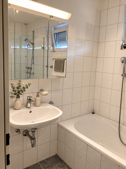 Mitten in Hard, nahe am See: großzügige 3-Zimmer-Wohnung mit ca. 94 m²