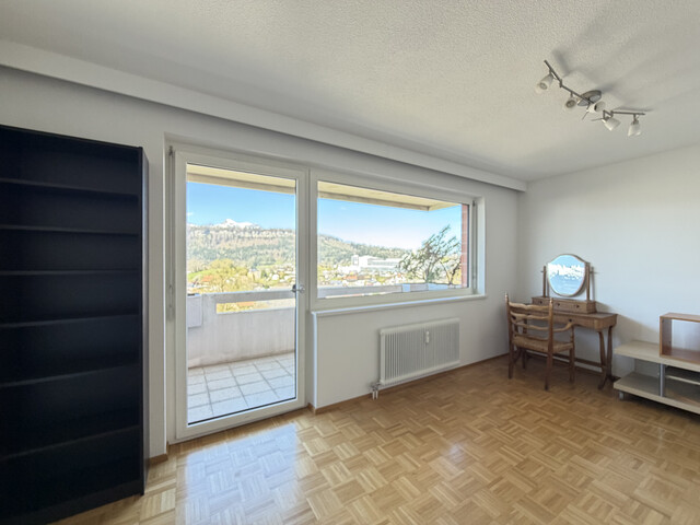 Geräumige 4-Zimmer-Wohnung mit Tiefgaragenplatz in Feldkirch-Tisis zu vermieten