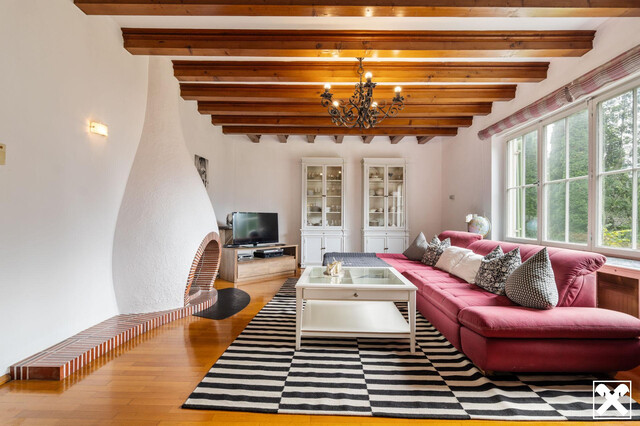 Stilvolles Wohnen im Herzen des Altbaus