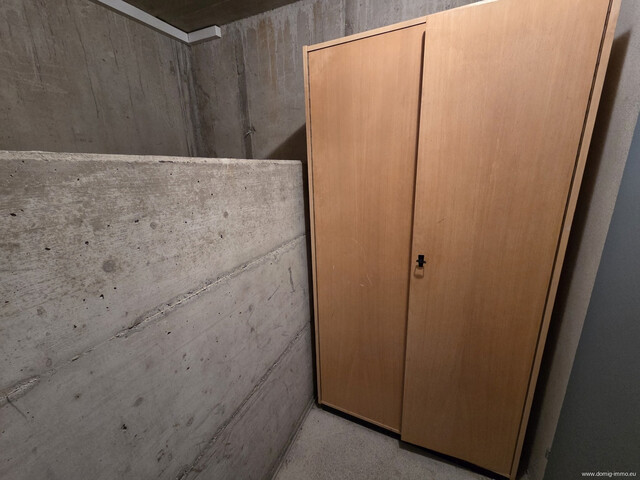 Sehr gepflegte 2-Zimmer-Wohnung mit Balkon und Tiefgaragenplatz in Röthis
