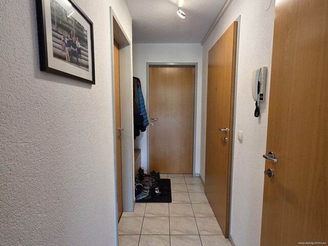Sehr gepflegte 2-Zimmer-Wohnung mit Balkon und Tiefgaragenplatz in Röthis