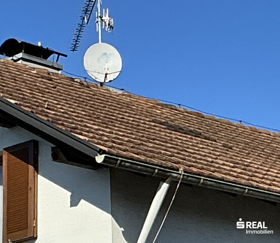 Altes Haus in sehr sonniger Lage an einer Sackgasse