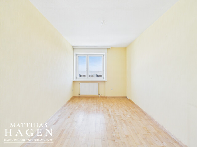 Große 4-Zimmer-Wohnung in zentraler Lage