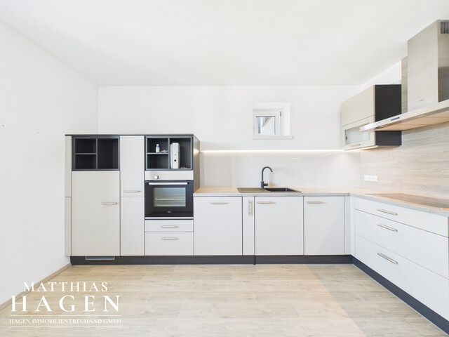 Große 4-Zimmer-Wohnung in zentraler Lage