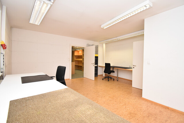 Büro- / Einzelhandelsfläche in bester Lage jetzt zur Miete verfügbar – Sichern Sie sich hohe Kundenfrequenz!