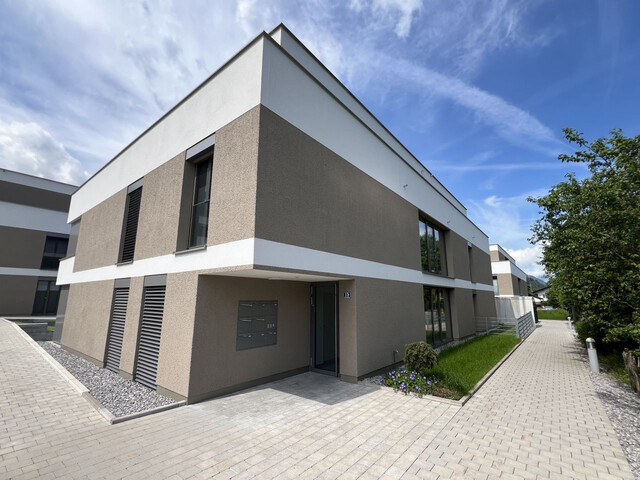 ZENTRALE STARTERWOHNUNG MIT GARTEN