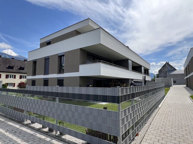 ZENTRALE STARTERWOHNUNG MIT GARTEN