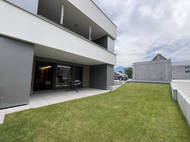 ZENTRALE STARTERWOHNUNG MIT GARTEN