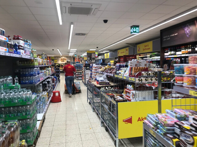LEH-Markt Neuhausen Ob Eck