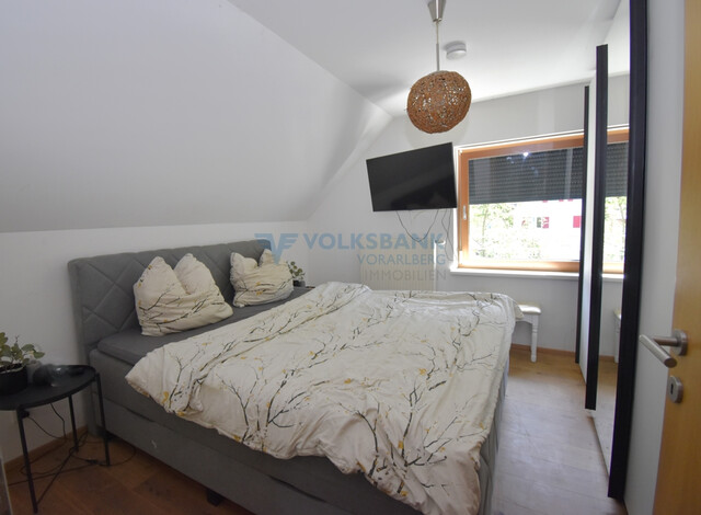 Schnäppchenhaus auf großzügigem Grundstück!