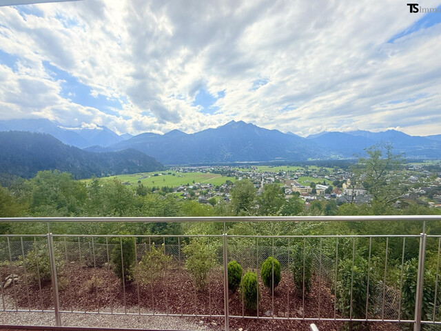 Ludesch: Haus mit Weitblick – Platz für eine oder mehrere Familien in sonniger Hanglage