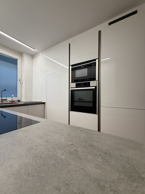 Schöne 2 Zimmer Erdgeschoss Whg  +  20m² Wintergarten 