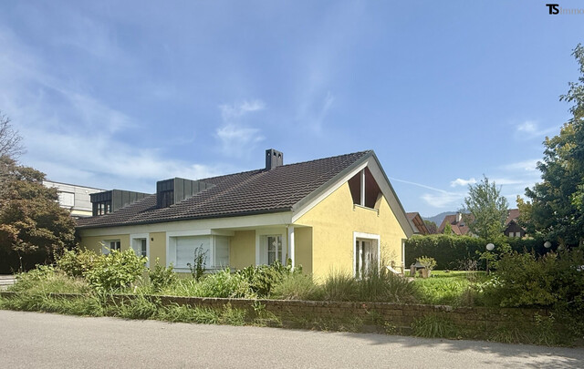 Feldkirch Altenstadt: Exklusiver Bungalow mit Ausbau- & Entwicklungspotenzial