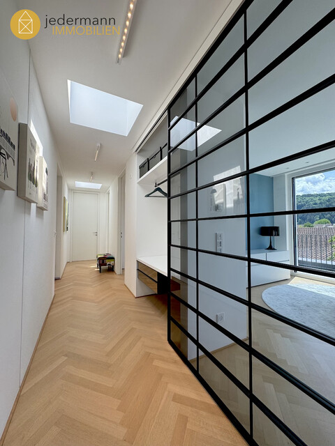 FELDKIRCH: EXKLUSIVE PENTHOUSEWOHNUNG MIT 360°-PANORAMABLICK IN GISINGEN