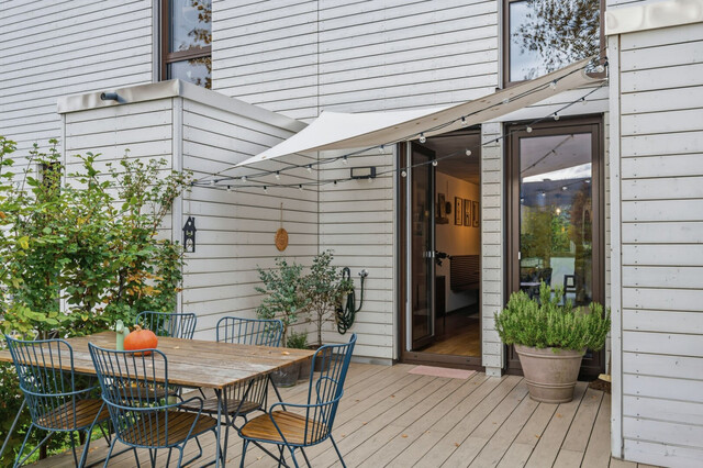 ruhig gelegenes Reihenhaus mit Garten, Terrassen und Carport
