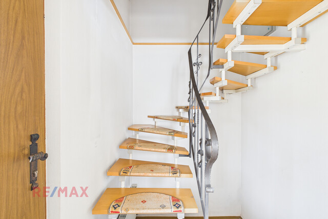 Wohnen in Lauterach: Einfamilienhaus mit großem Grundstück und Renovierungspotenzial