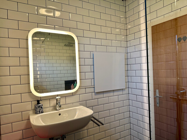 Großzügiges Wohnhaus mit großer Tenne mitten in Gisingen