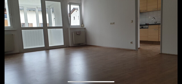 Gemütliche 4 Zimmer-Wohnung zu vermieten! Provisionsfrei!