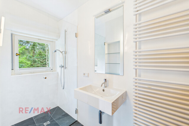 Privates Hideaway: Stilvolles Anwesen in einzigartiger Alleinlage