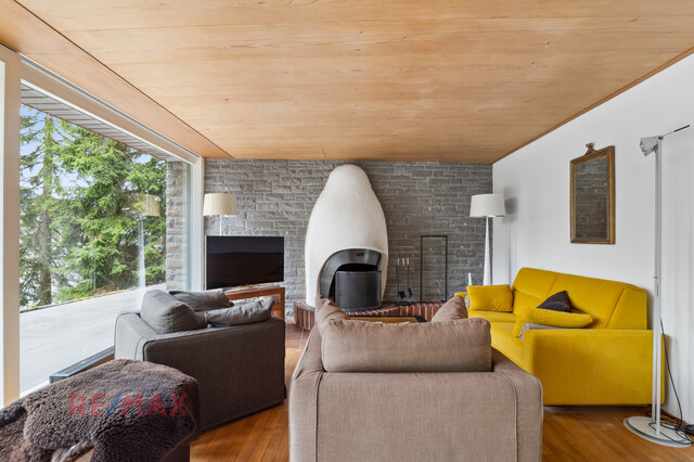 Privates Hideaway: Stilvolles Anwesen in einzigartiger Alleinlage