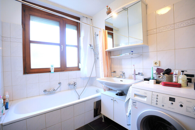 Schöne 2-Zimmer-Wohnung mit 2 Balkonen und Tiefgaragenplatz in Dornbirn, Kaufmännen