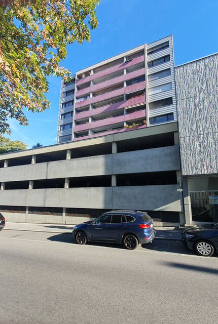 NEUER PREIS-großzügige 4,5-Zimmerwohnung in zentraler Stadtlage