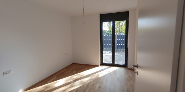 Neuwertige exklusive 3-Zimmer-Wohnung mit Garten im Herzen von Mäder – inkl. Tiefgaragenplatz