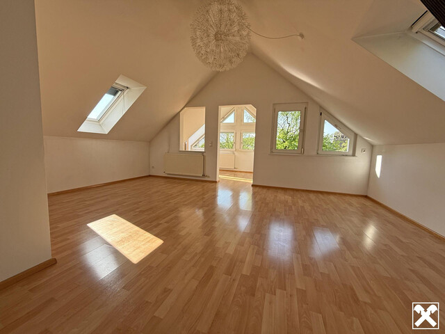 3-Zimmerdachgeschosswohnung im Herzen von Hard