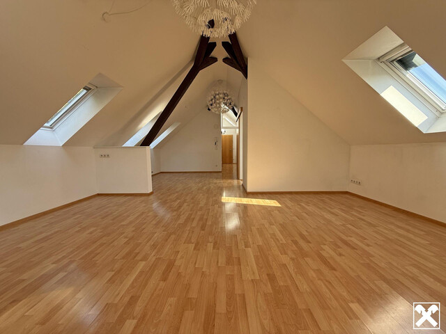 3-Zimmerdachgeschosswohnung im Herzen von Hard