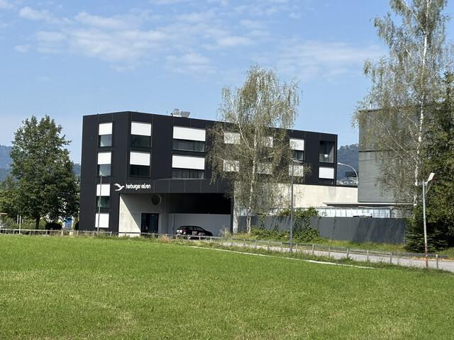 Neubau Büro mit 9 m² Terrasse - Erstbezug!