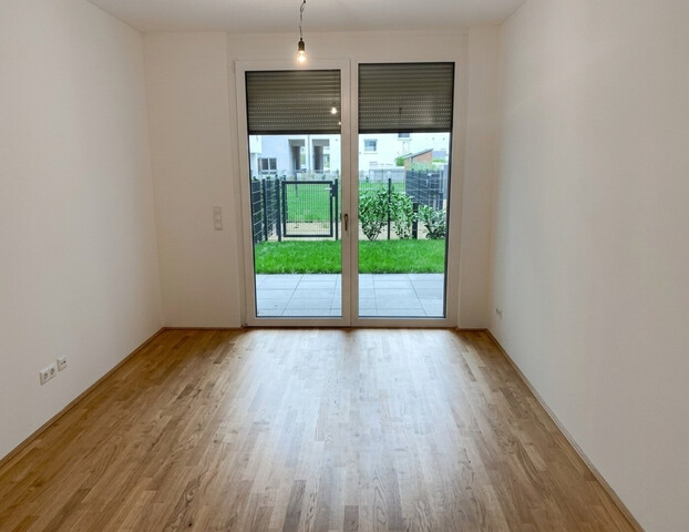Wunderschöne 2 Zimmer Wohnung mit Garten