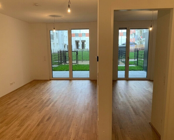 Wunderschöne 2 Zimmer Wohnung mit Garten