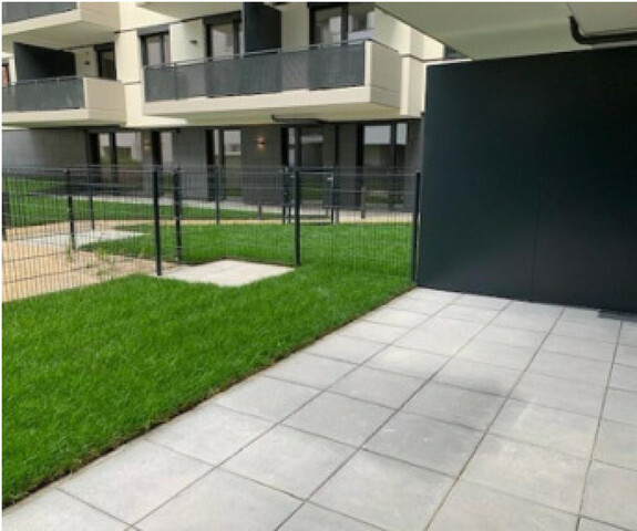 Wunderschöne 2 Zimmer Wohnung mit Garten