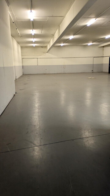 Gewerbe, Lager, Werkstatt, Produktion und Büroflächen– 1085 qm (Teilflächen möglich) in Top-Lage nahe Schweizer Grenze - mit Rampe und Hubtisch