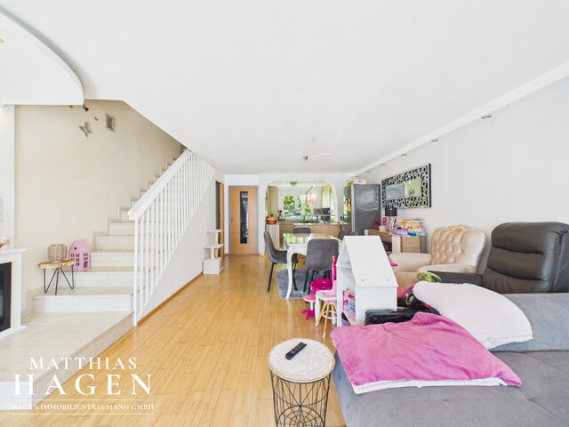Große Familienwohnung (Maisonette) in toller Lage nahe dem See