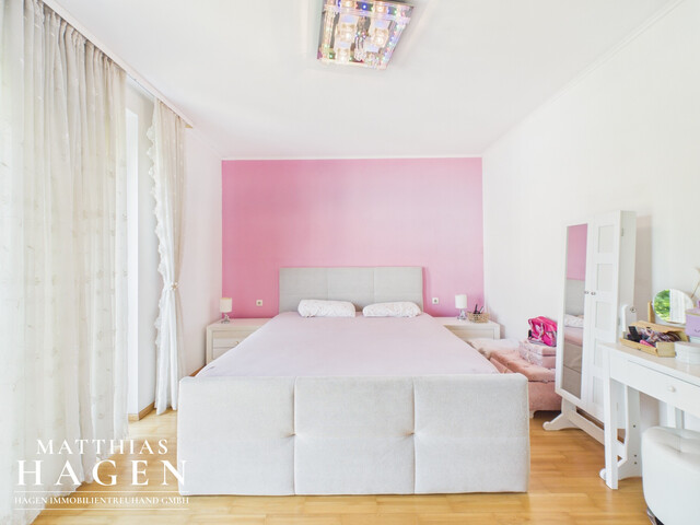 Große Familienwohnung (Maisonette) in toller Lage nahe dem See