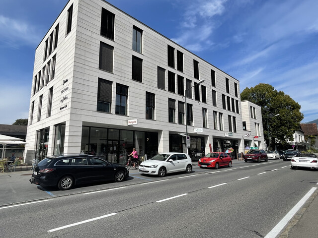 Helle, zentrale  3-Zimmer-Wohnung mit Balkon und Tiefgarage in Rankweil