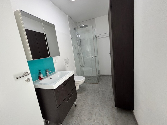 Neuwertiges familienfreundliches Einfamilienhaus in der Kummenbergregion mit Doppelgarage