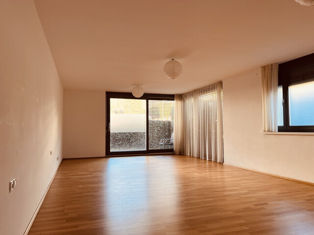 Großzügige Singelwohnung in Bestlage