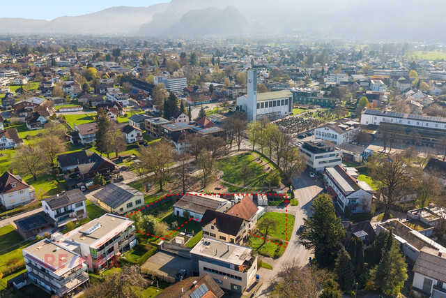 Hier beginnt Ihre Zukunft – Großes Grundstück für große Pläne