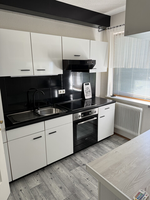 2 Zimmer Wohnung im schönen Amerlügen